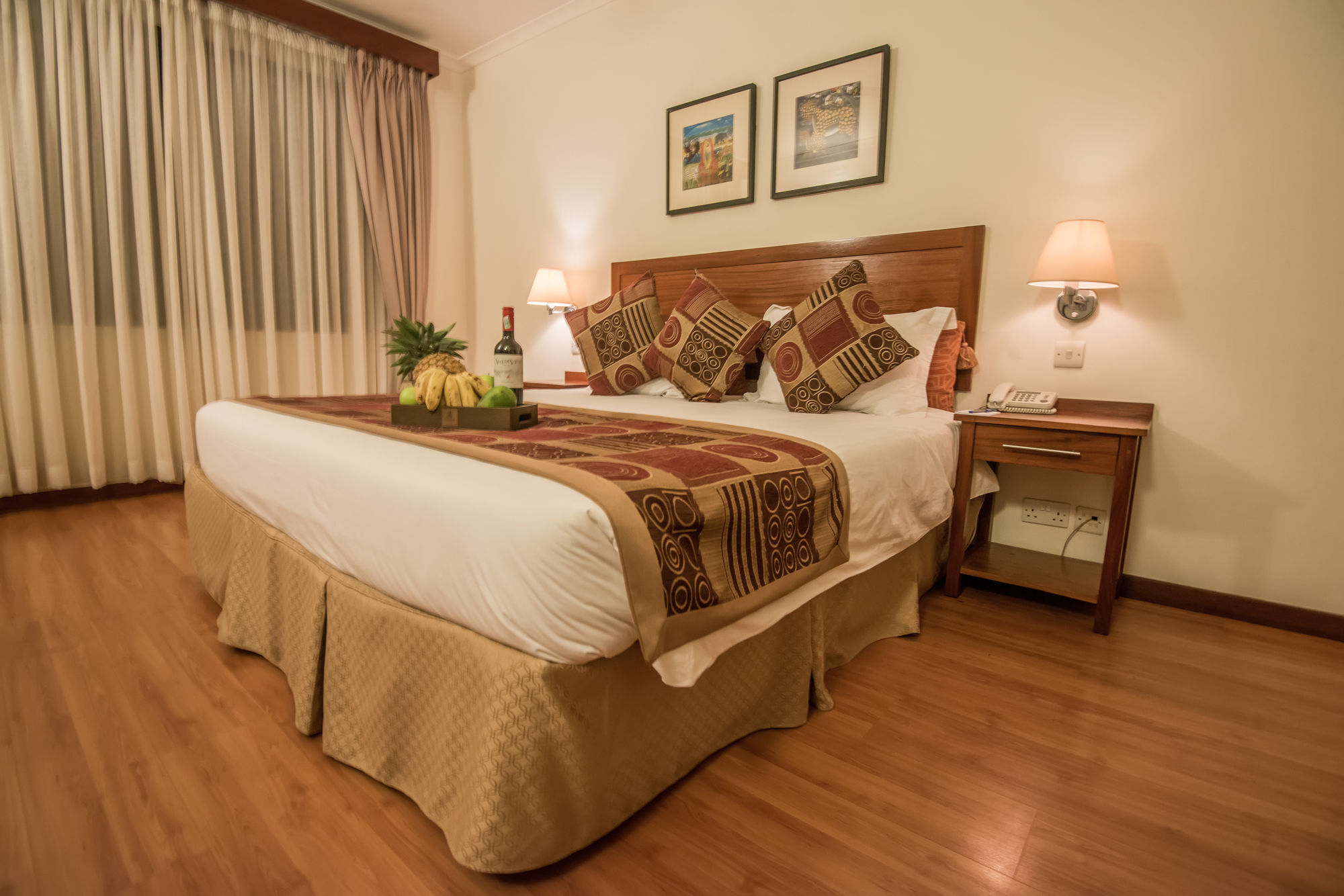 Sea Cliff Court Hotel & Luxury Apartments Дар-ес-Салам Екстер'єр фото
