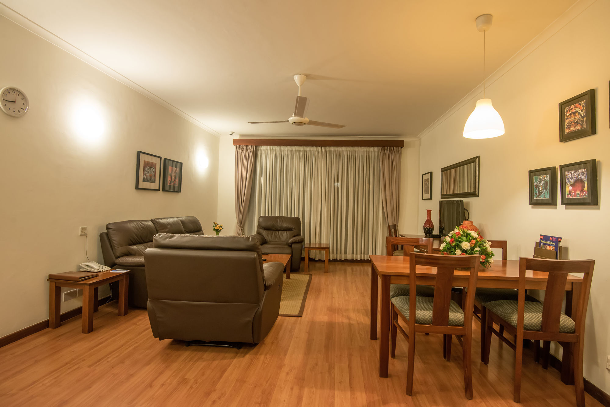 Sea Cliff Court Hotel & Luxury Apartments Дар-ес-Салам Екстер'єр фото